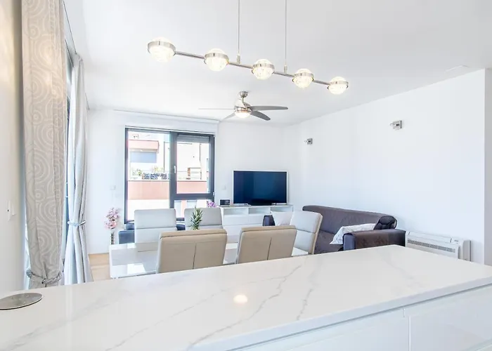 Euphoria Luxury Split